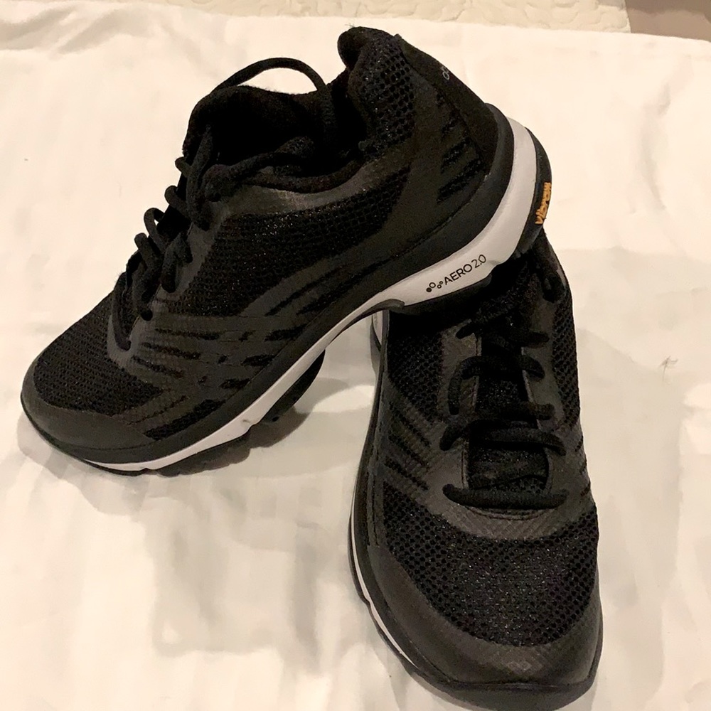 Walking Tennis Shoes